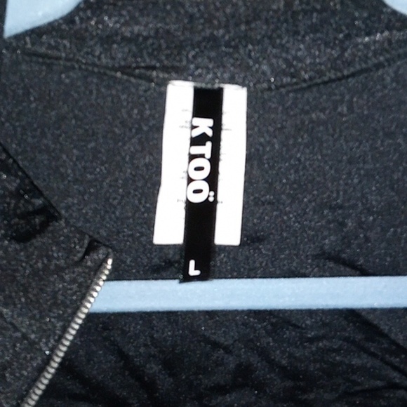 Matching activewear set size large. - Picture 5 of 9